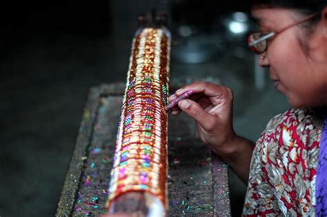 Indian town where glass.